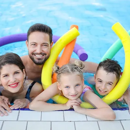 Barack Thermal And Spa Hotel Tiszakecske