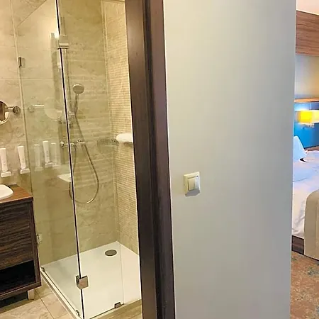Barack Thermal And Spa 4* Tiszakecske