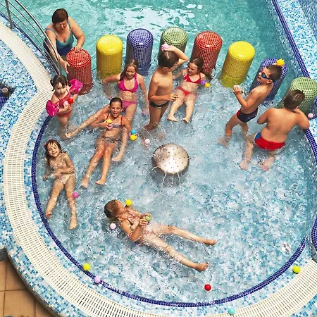 Barack Thermal And Spa 4* Tiszakecske