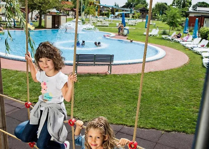 Barack Thermal And 호텔